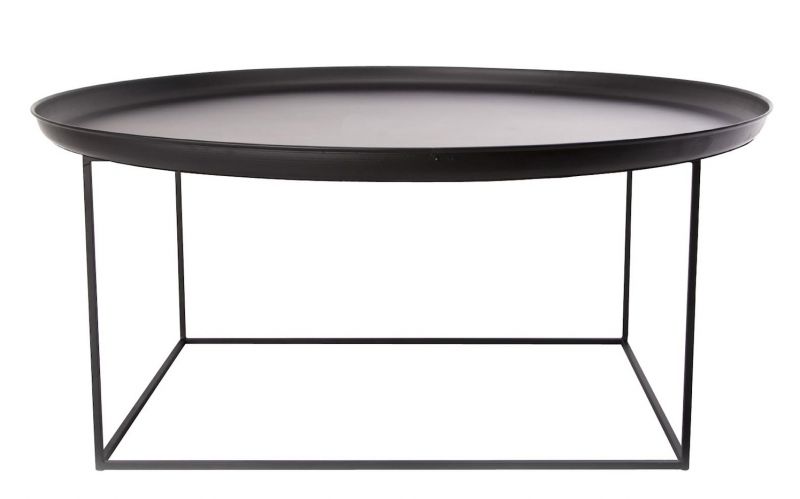 Schwarzer Duke Couchtisch von Norr11 mit runder Tischplatte und filigranem Metallgestell.